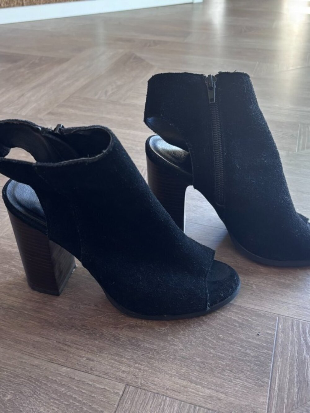Urban Outfitters Black Genuine Suede Peep Toe Booties - Picture 5 of 8